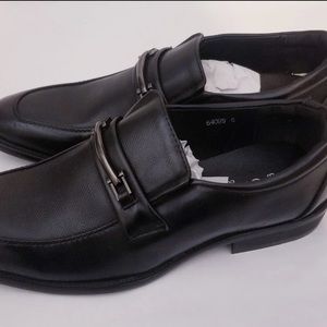 Men Shoes Size 9